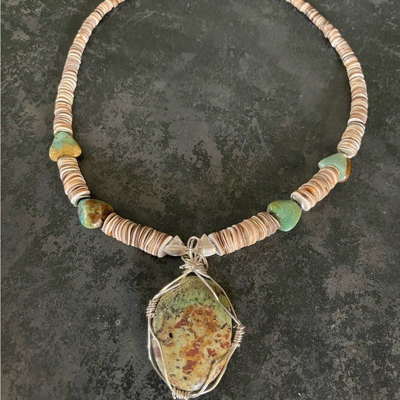 Hand Crafted One of a Kind Handmade Turquoise, Shell and Sterling Silver Choker - Picture 2 of 5